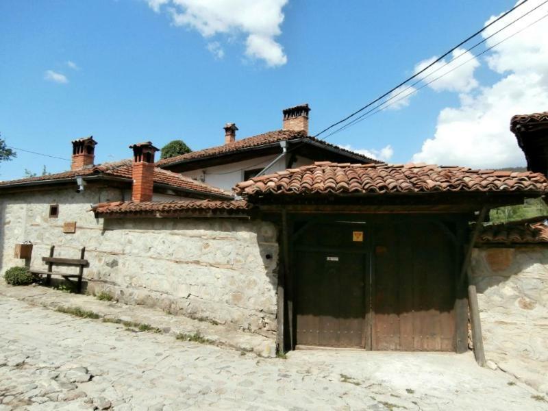 The Gates Apartments Koprivștița Exterior foto
